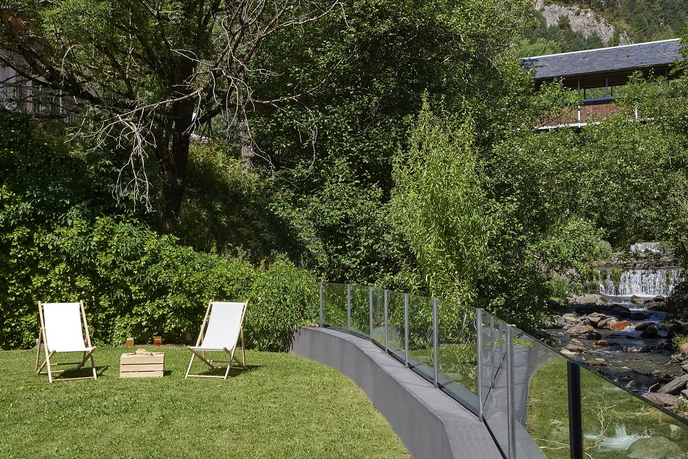 NH_Collection_Andorra_Palomé_Hotel_Facilities_Garden_View